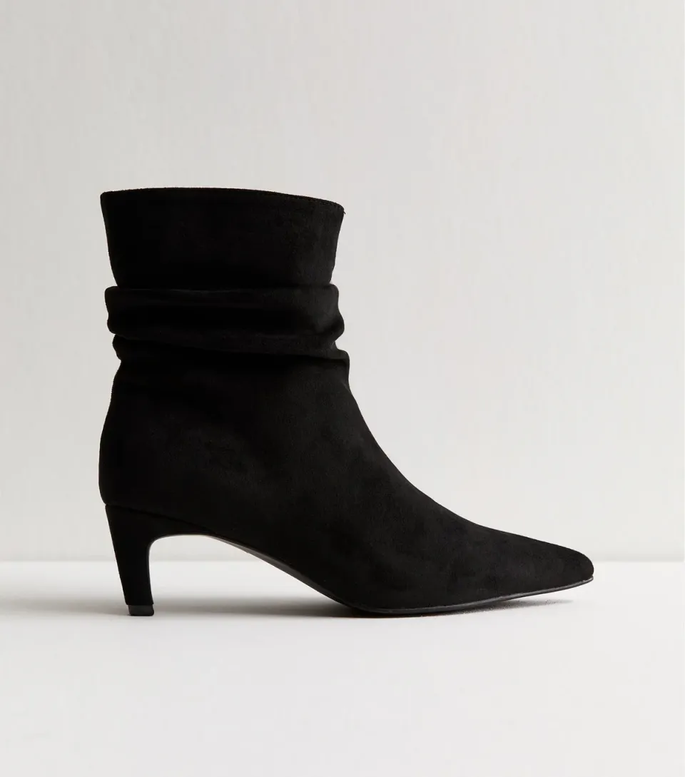 Women's Black Faux Suede Ruched Pointed Toe Ankle Boots