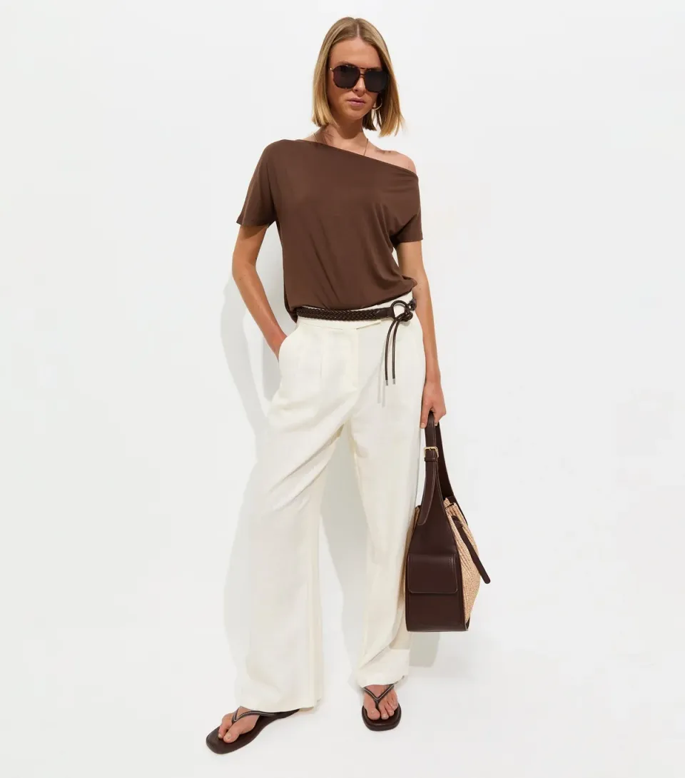 Women's Off White Off The Shoulder T-Shirt