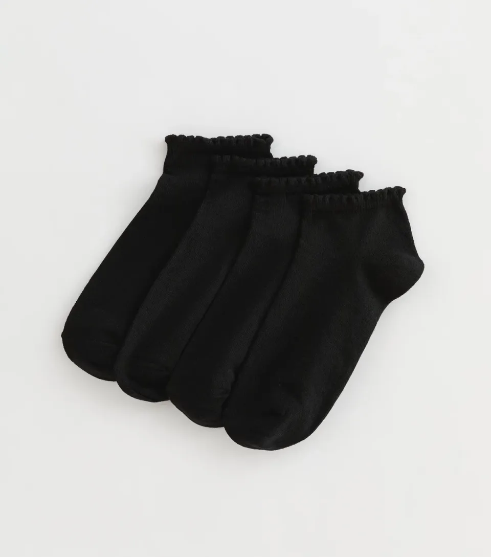 Pack of 4 Black Scallop Top Trainer Socks