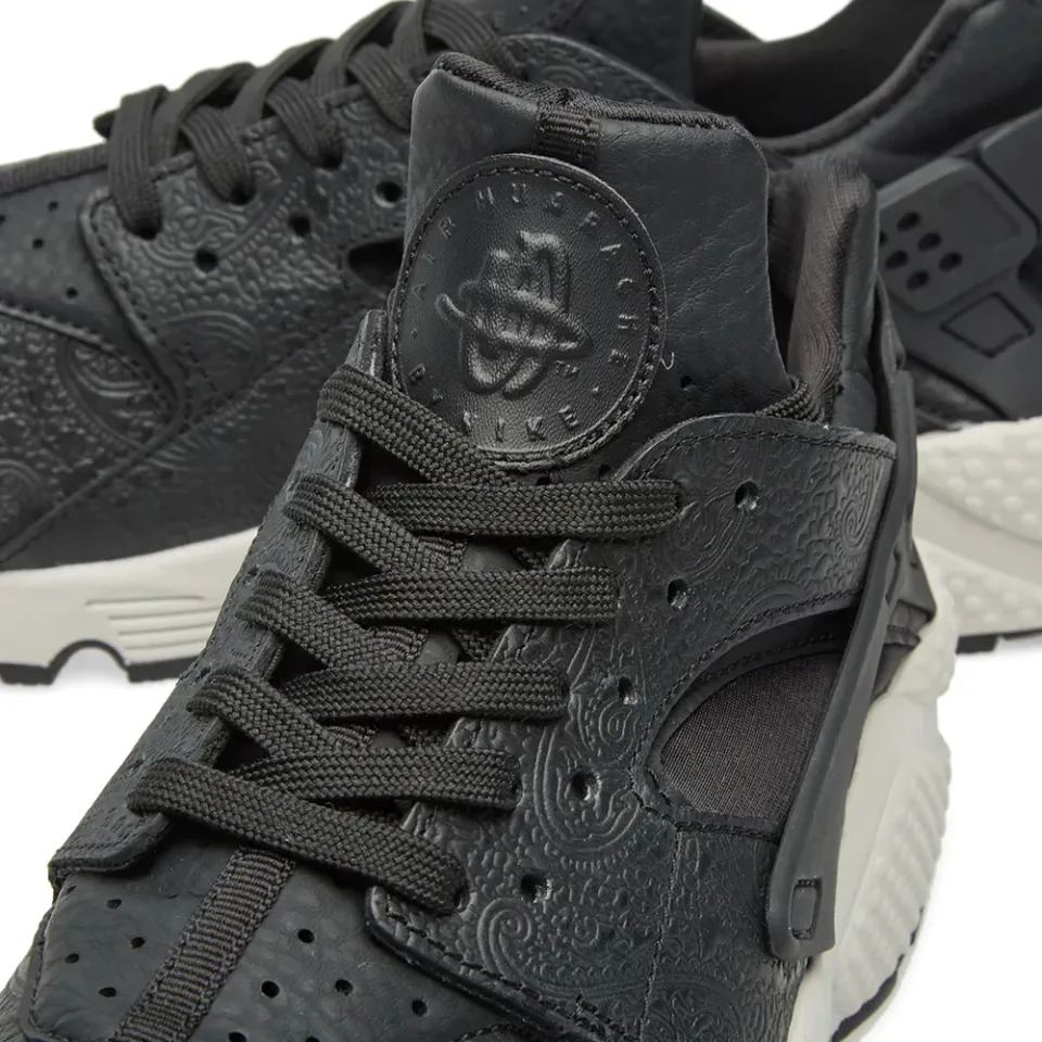W Air Huarache Run Premium