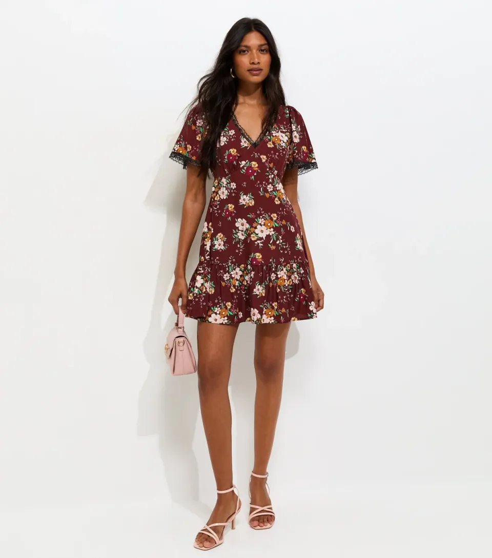 Women's Red Floral Lace Trim Mini Tea Dress