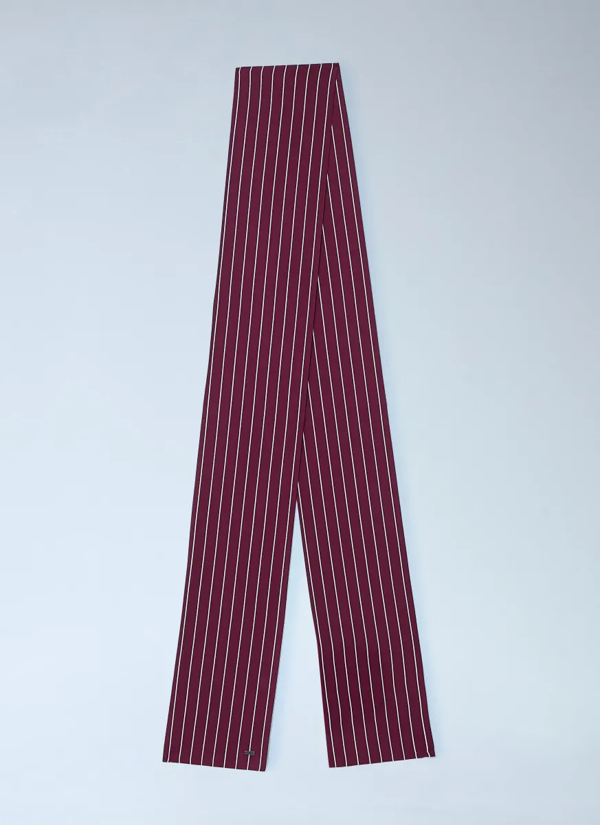 Lavallière Scarf