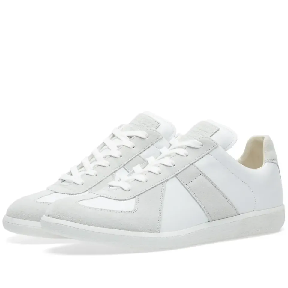 22 Replica Low Tonal Sneaker
