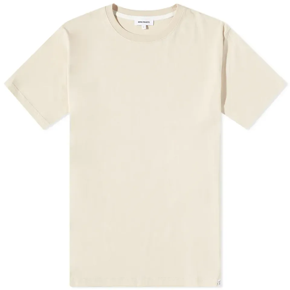 Niels Standard Tee