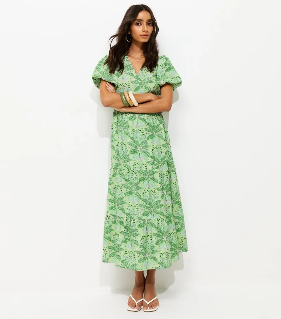 Women's Green Crepe Tropical Pattern Wrap Midi Dress