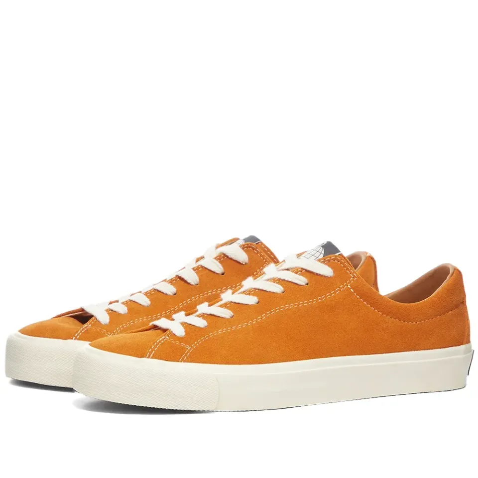 Suede 03 Low Sneaker