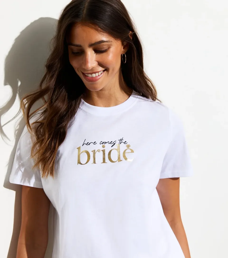 Women's White Cotton Here Comes The Bride-Print T-Shirt