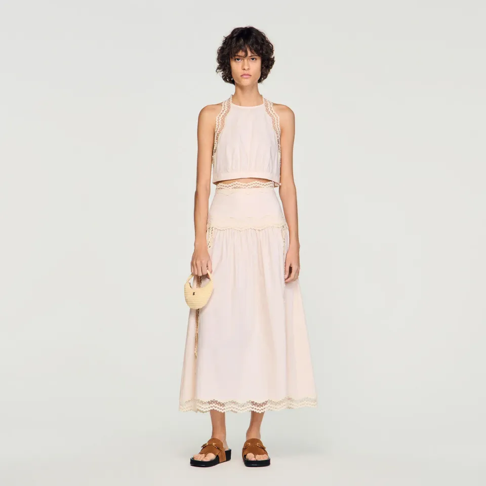 Cotton crop top with lace trim