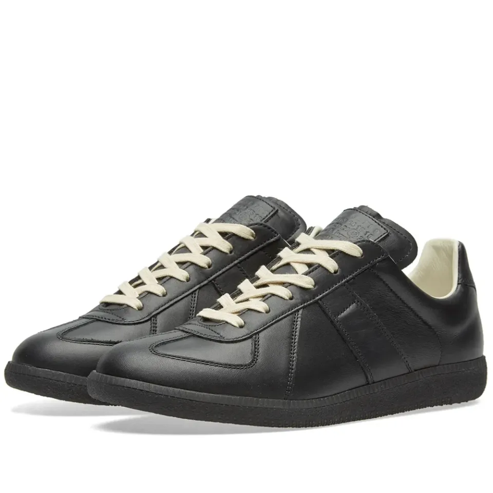 22 Replica Low Tonal Sneaker