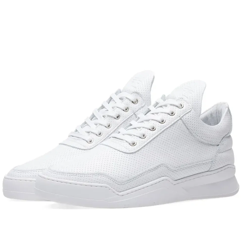 Low Top Sneaker
