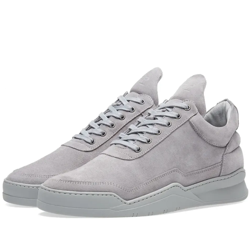 Low Top Sneaker