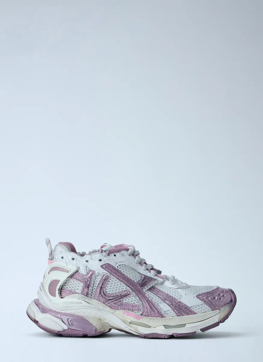 Runner Sneakers