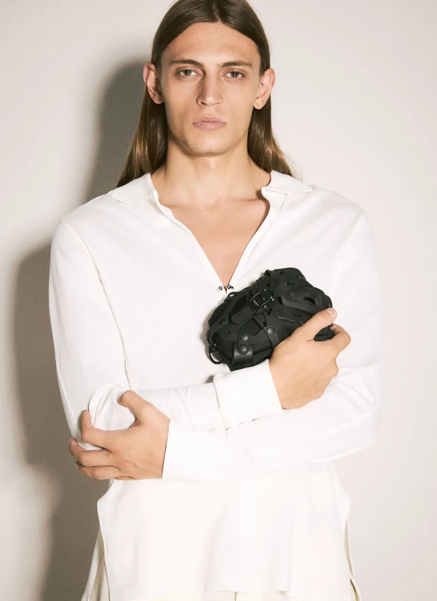 Object I31 Crossbody Bag
