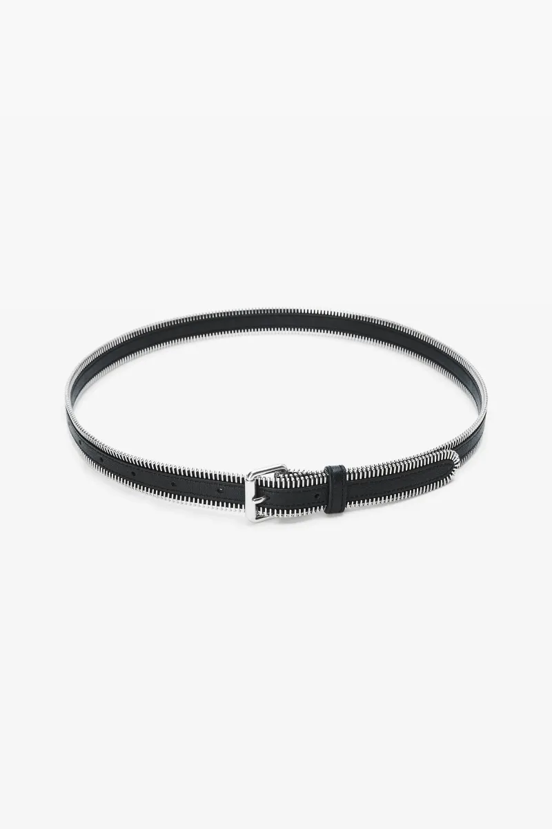 Thin Zipper Belt in Crinkle Leather