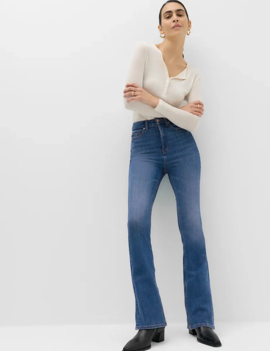 Magic Shaping High Waisted Slim Flare Jeans Medium Indigo