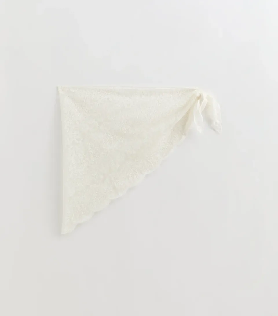 Cream Large Lace Triangle Bandana