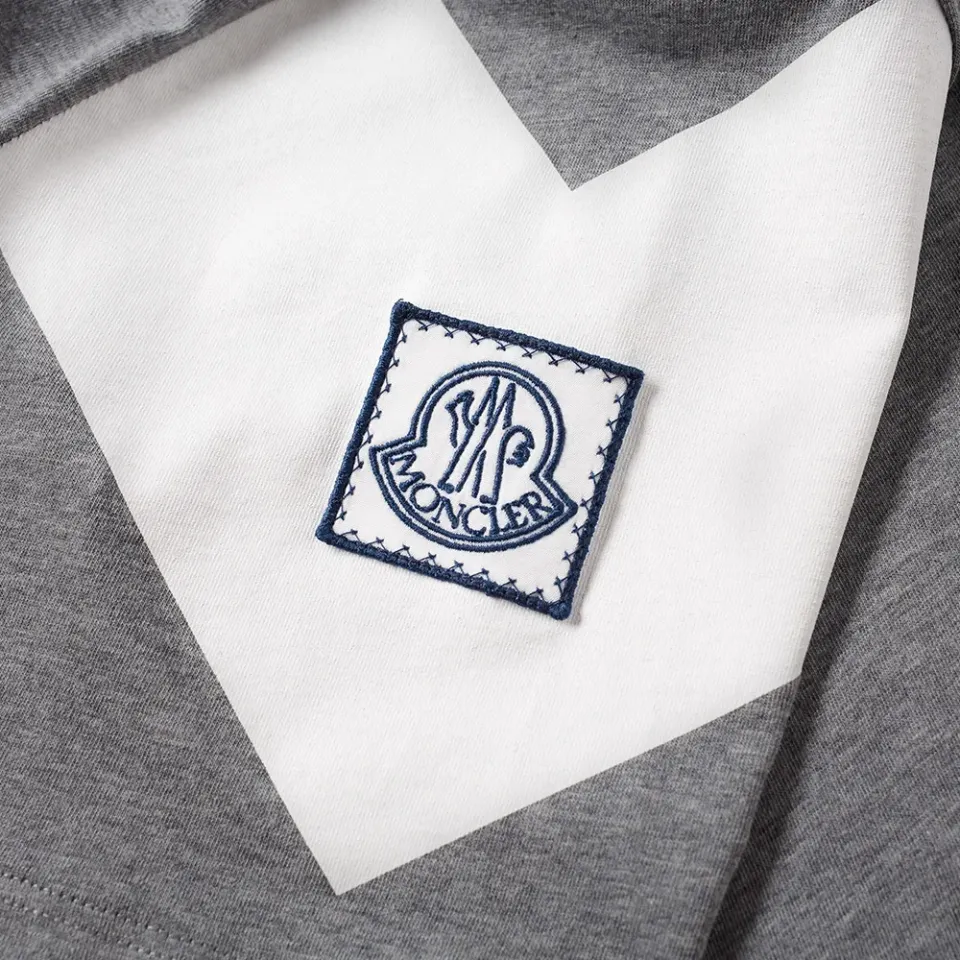 Arm Stripe Tee