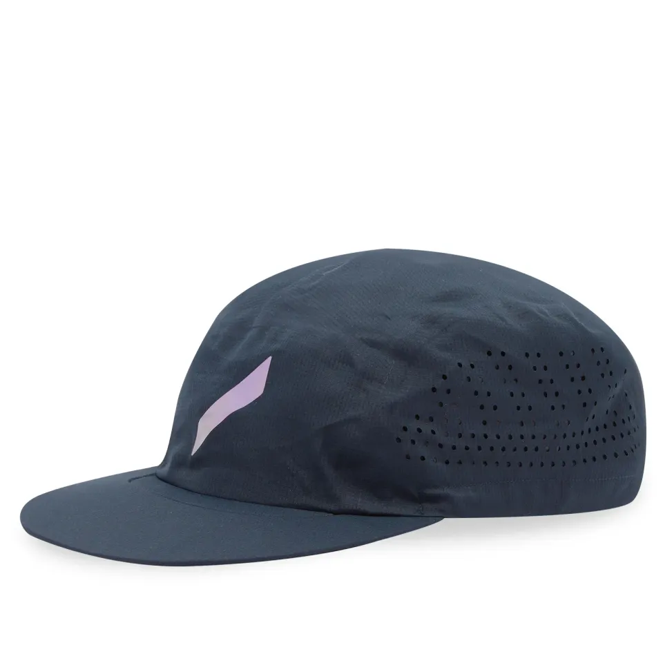 Chevron Run Cap