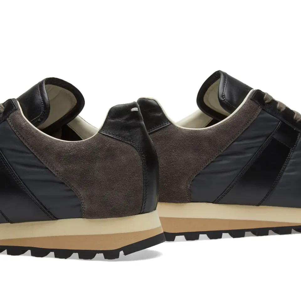 22 Retro Runner