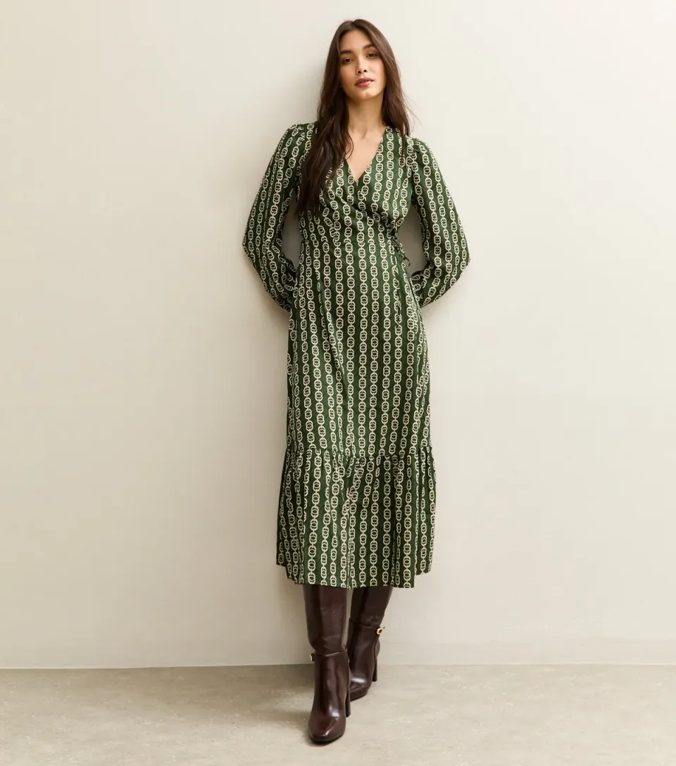 Women's Green Pattern Print Tiered Hem Midi Dress