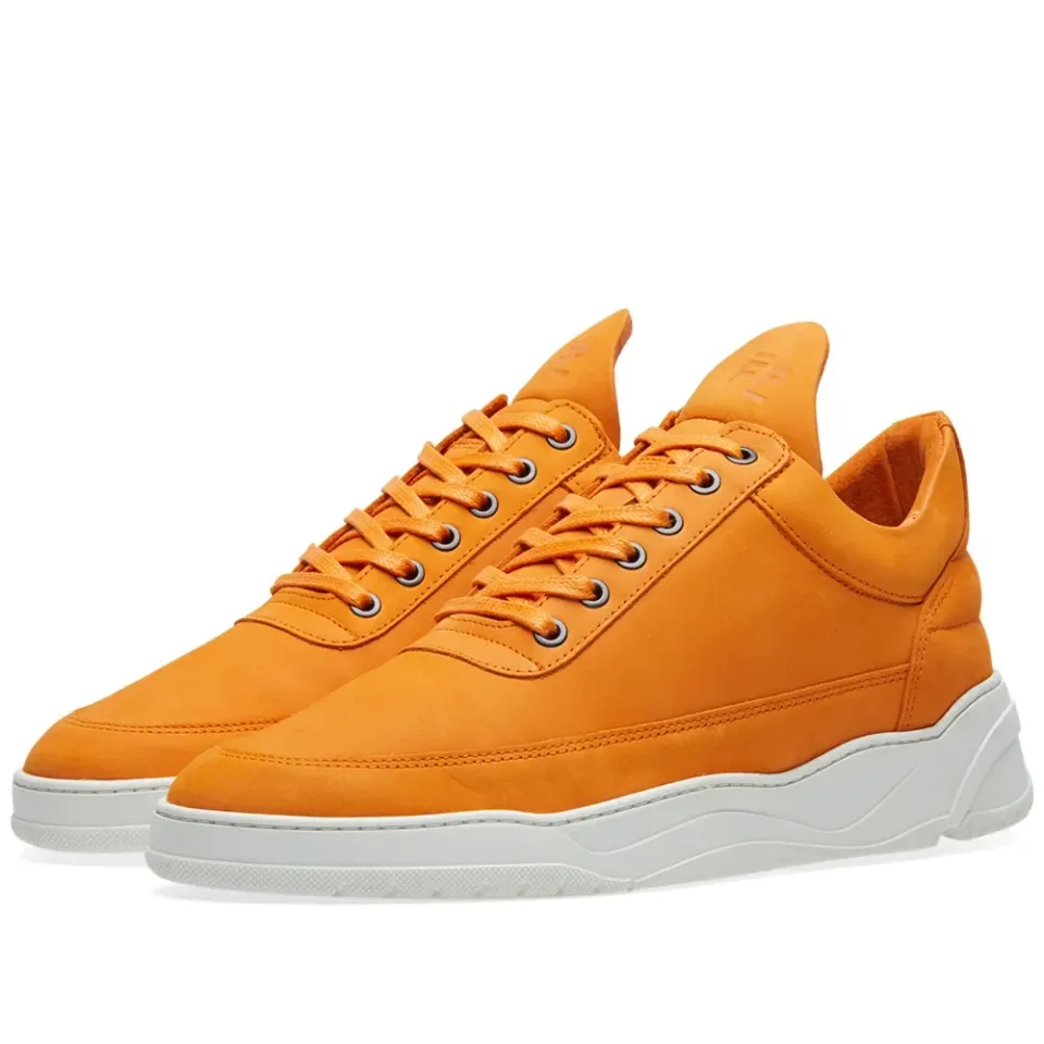 Low Top Astro Ejura Sneaker