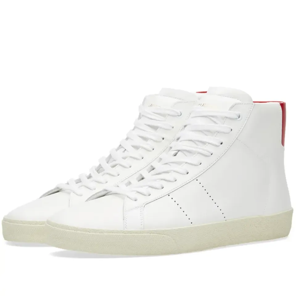 06M Mid Top Sneaker