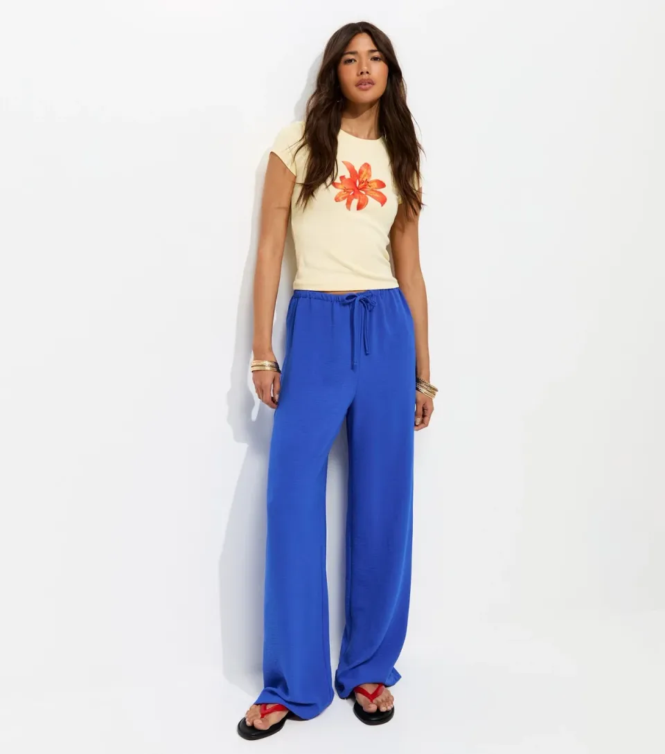Women's Light Green Drawstring Waist Wide Leg Trousers