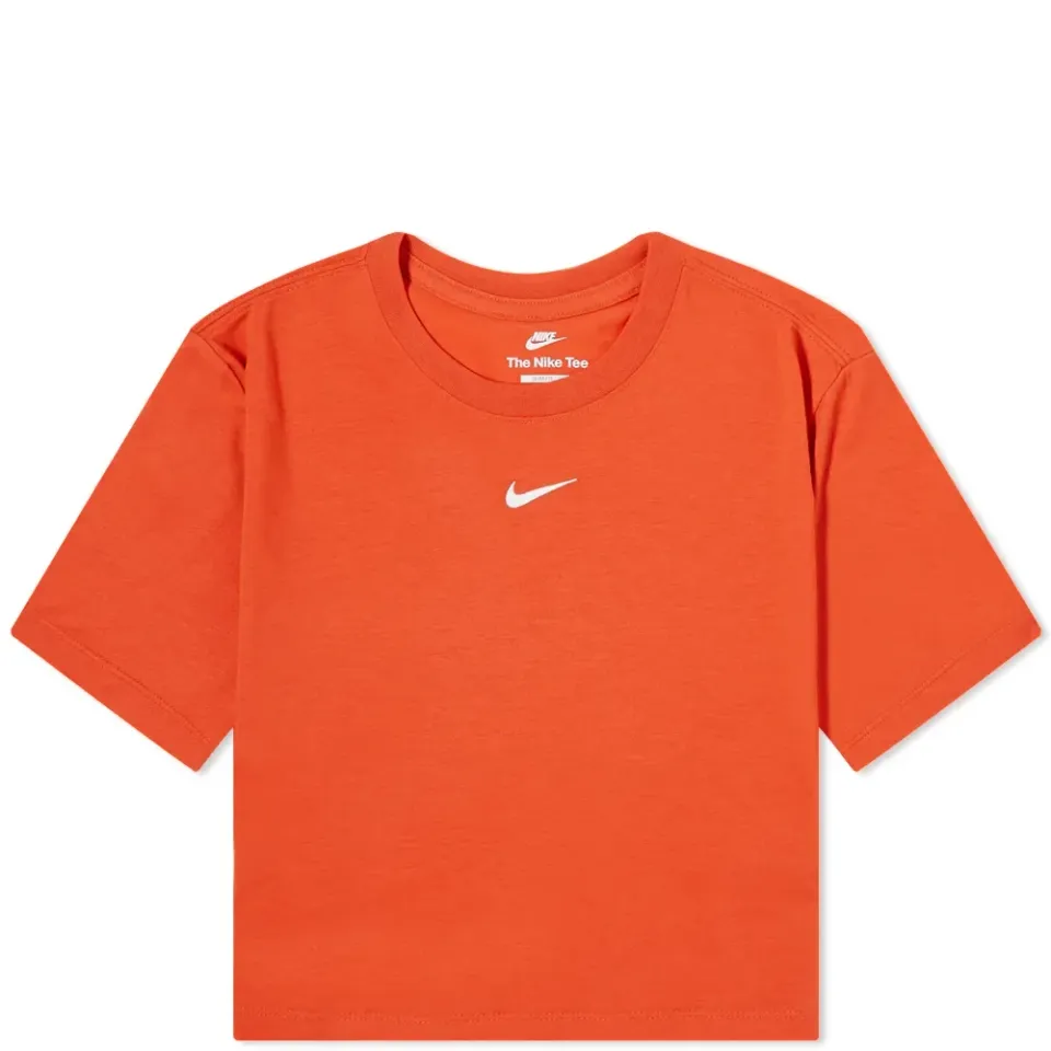 Nike Essentials Slim Crop T-Shirt
