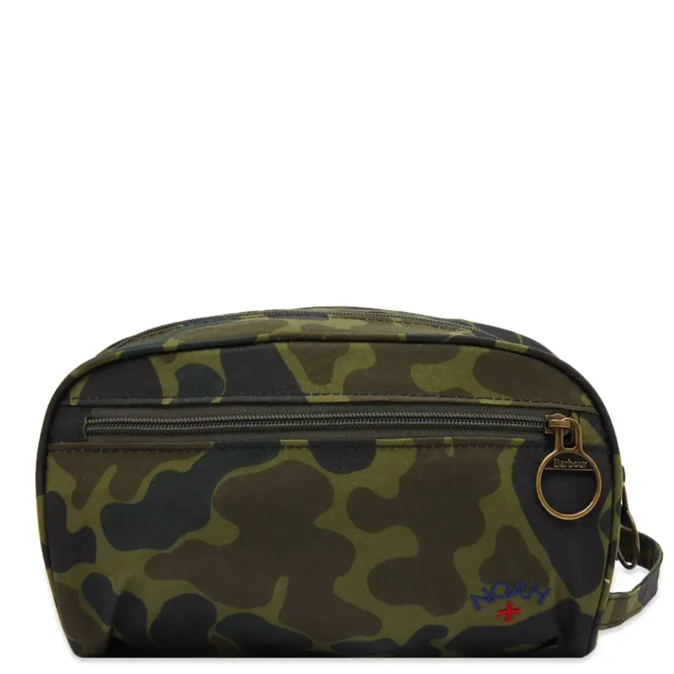 x NOAH Camo Washbag