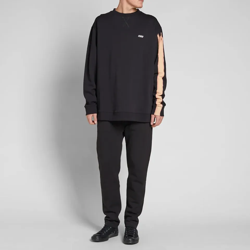 Hyena Crew Sweat