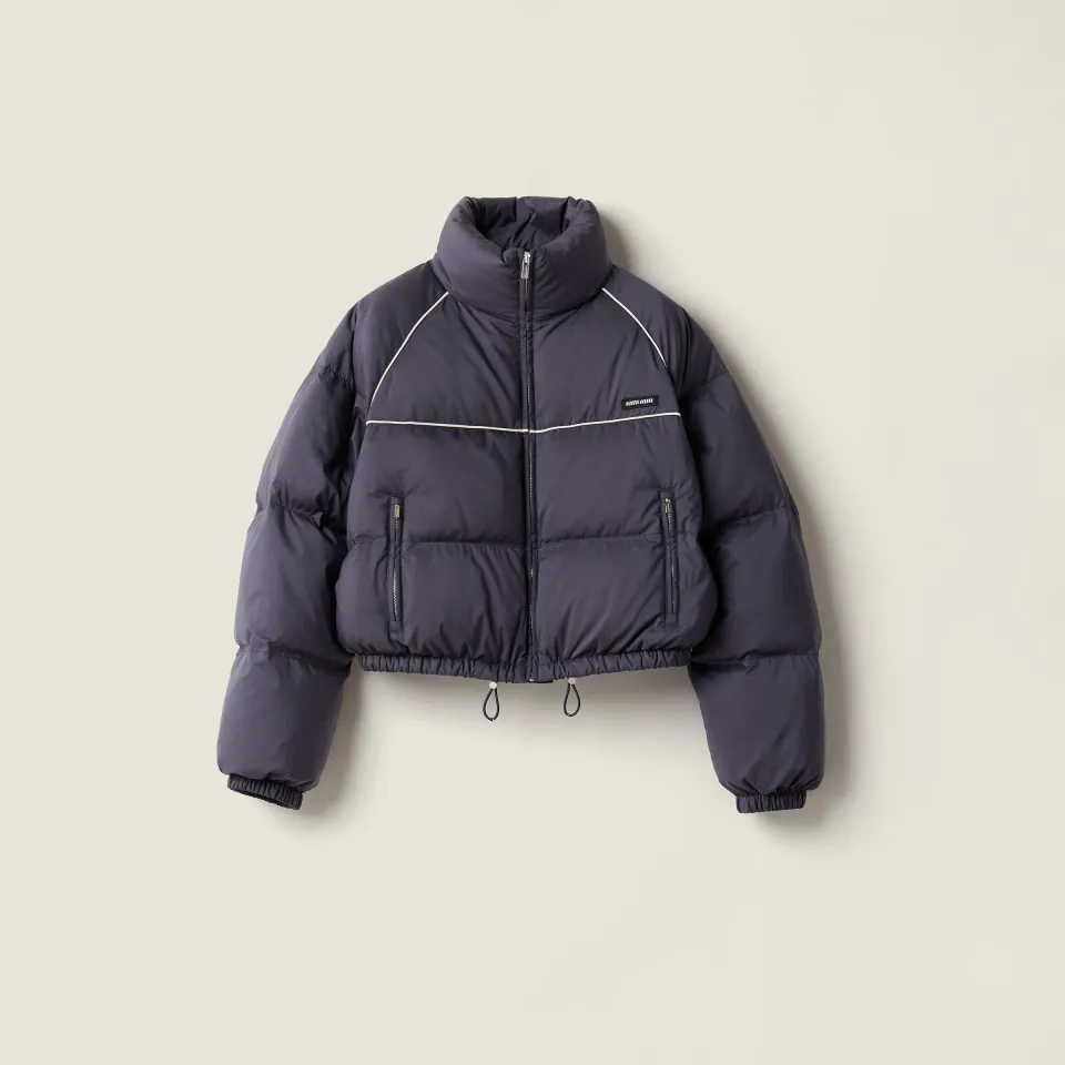 Technical pongé down jacket