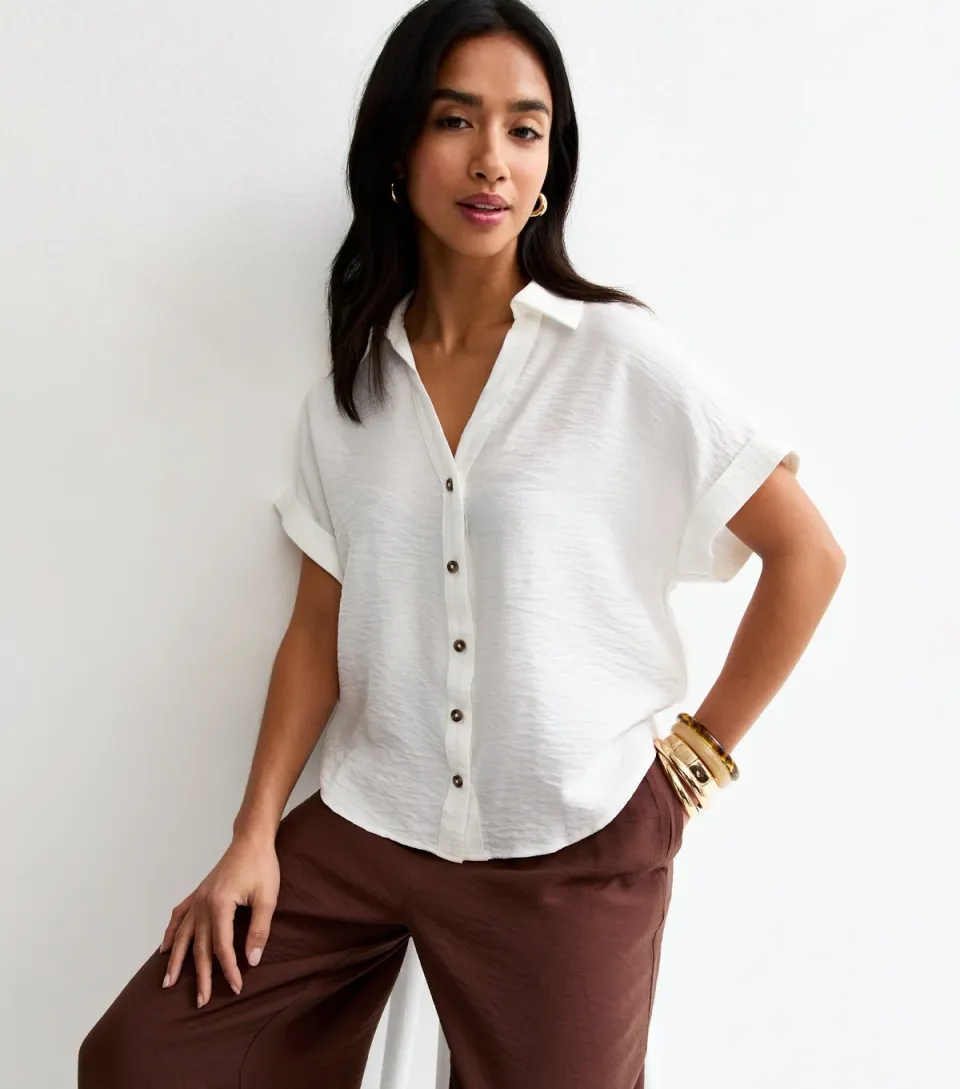 Women's Petite White Short Sleeve Shirt