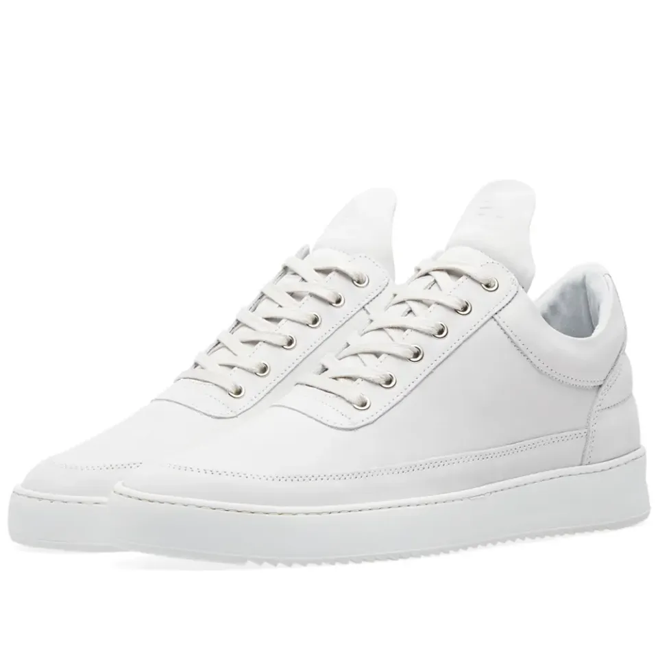 Low Top Sneaker