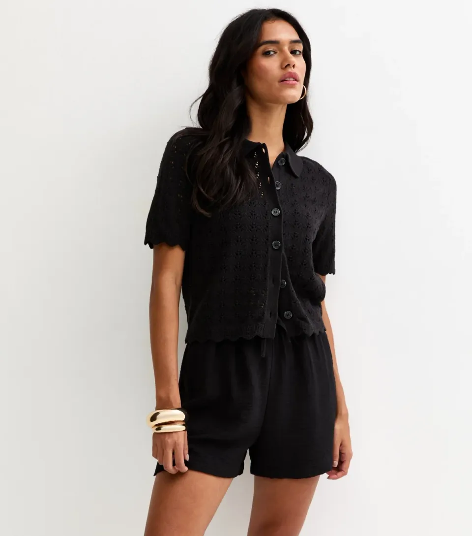 Women's Black Woven Drawstring Shorts