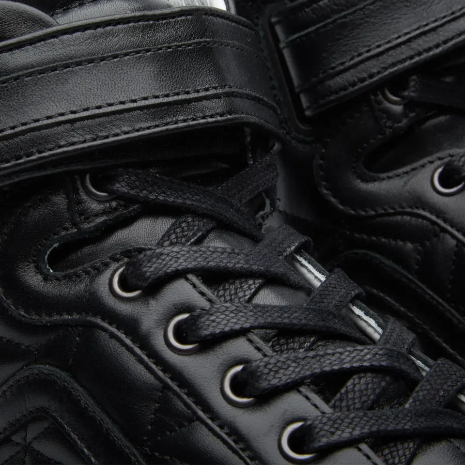 Les Baskets Mid Trim Sneaker