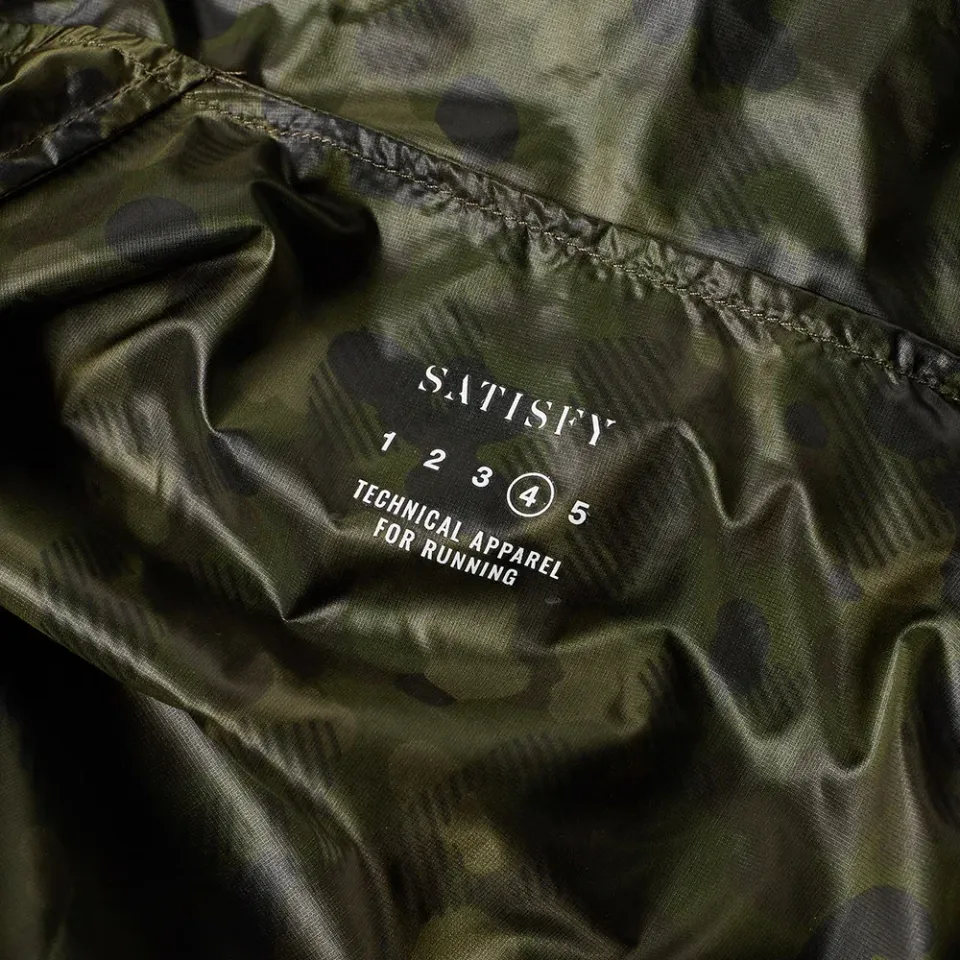 Packable Wind Breaker