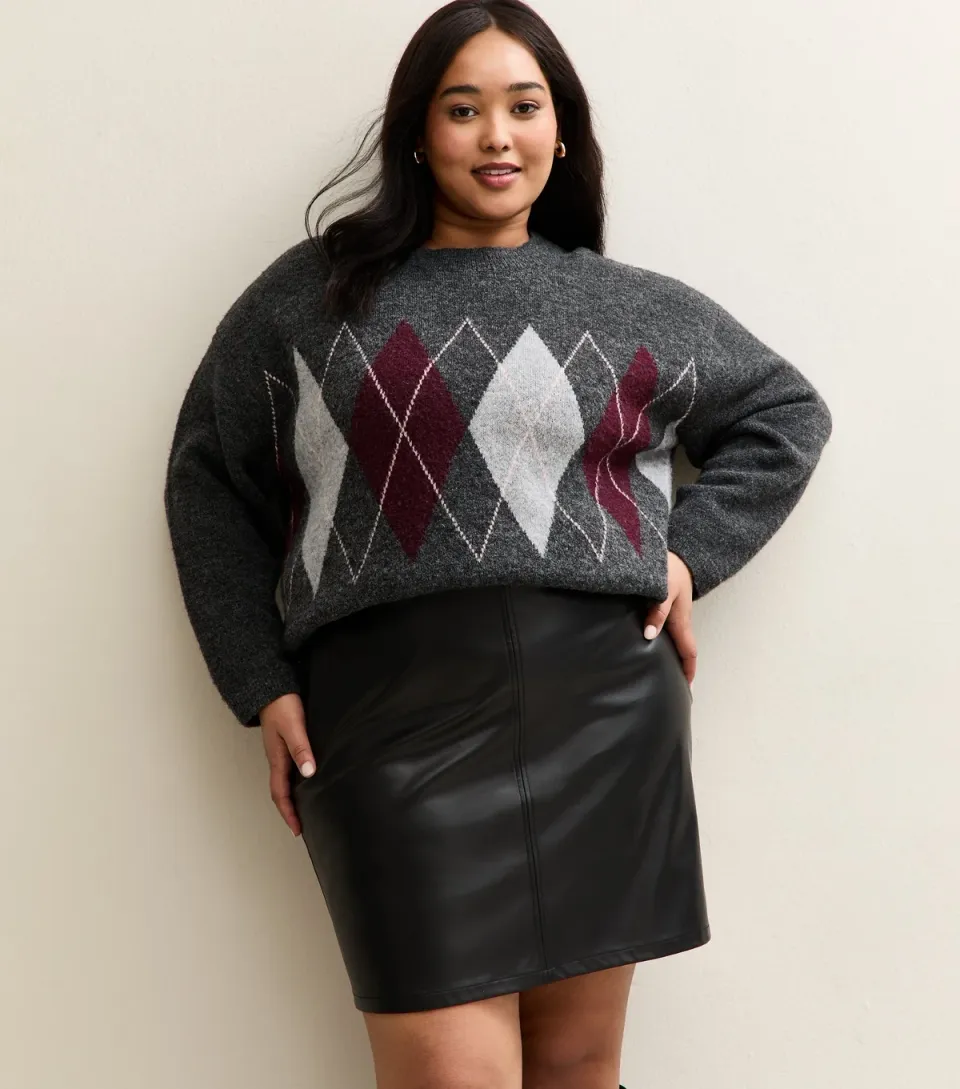 Women's Plus Size Black Faux Leather A-Line Mini Skirt Curves