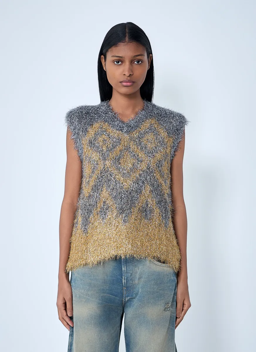 Textured Sleeveless Knit Top