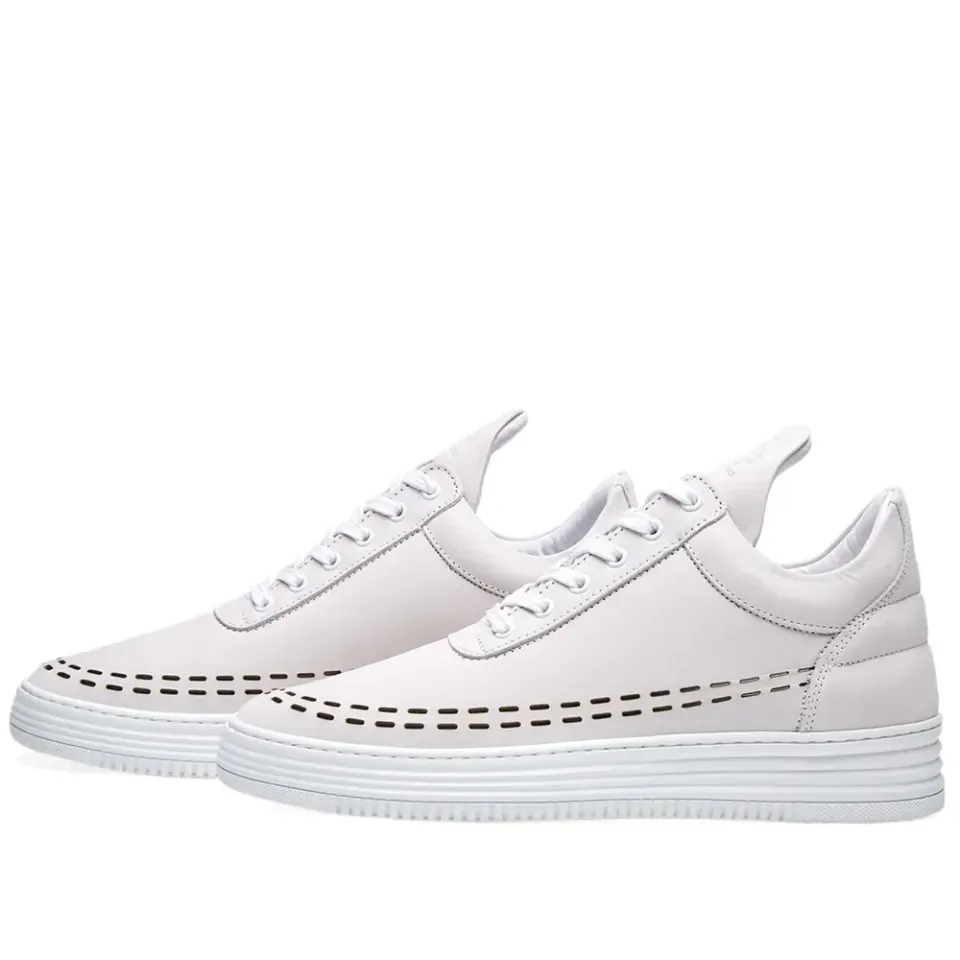 Low Top Sneaker