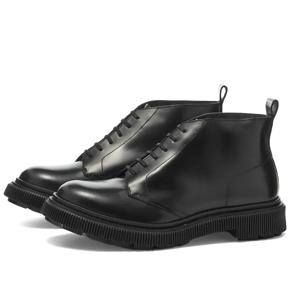 Type 121 Boot