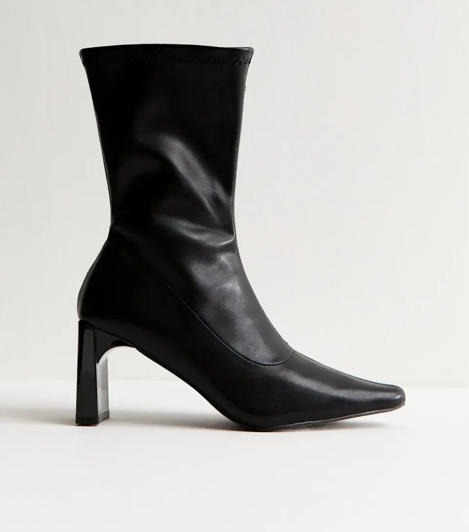 Women's Robert Pointed Toe Boots