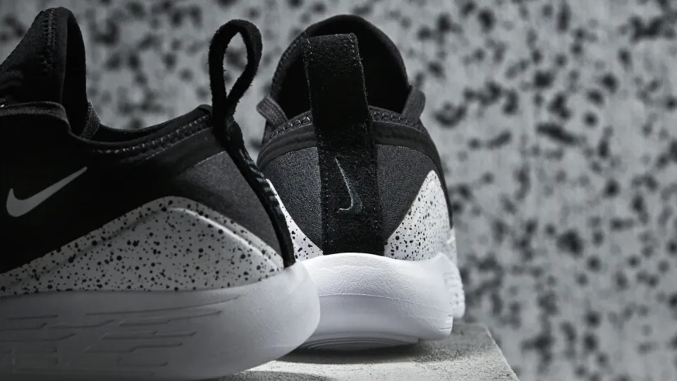Lunarcharge Premium LE