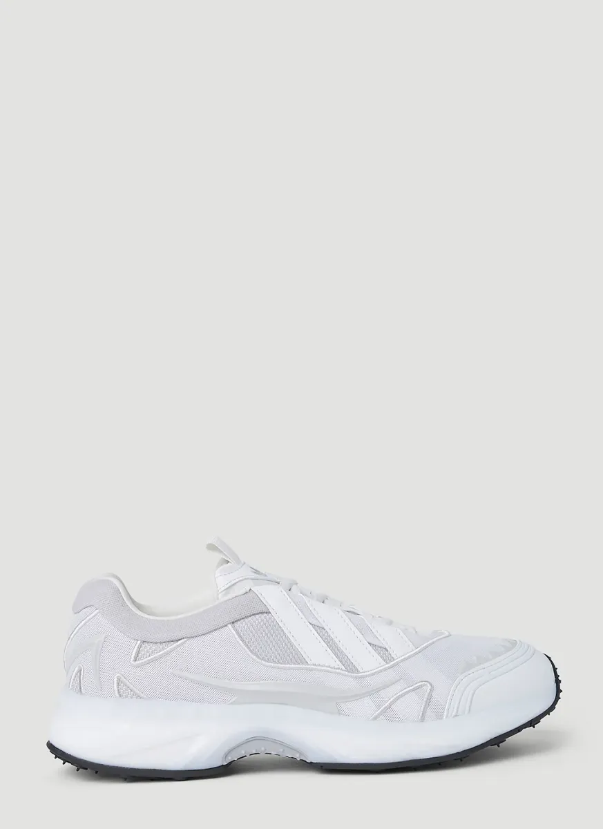 Xare Boost Sneakers