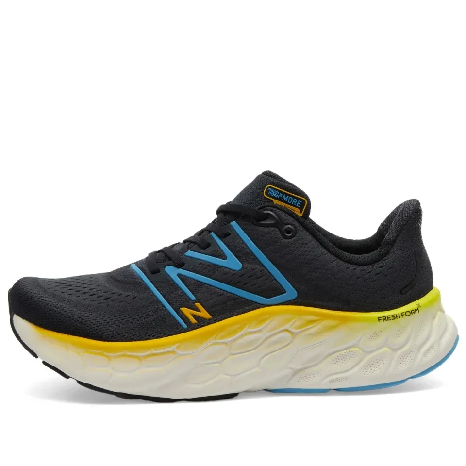 New Balance Fresh Foam x More v4 Sneakers