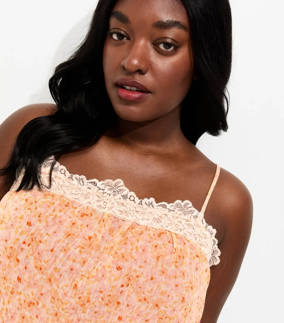 Women's Plus Size Pink Floral Chiffon Lace Trim Cami Top Curves