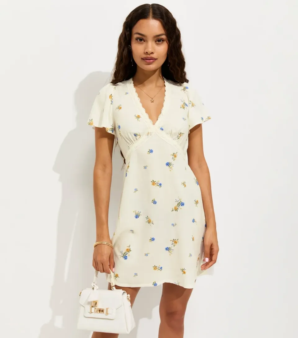 Women's Petite Cream Ditsy Floral Lace Trim Mini Dress