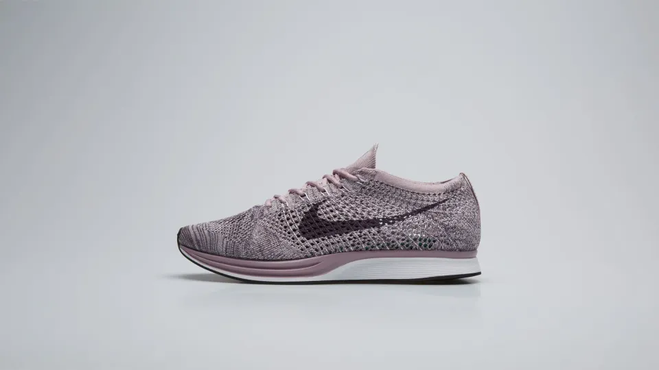 Flyknit Racer