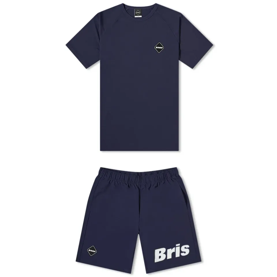 Training T-Shirt & Shorts