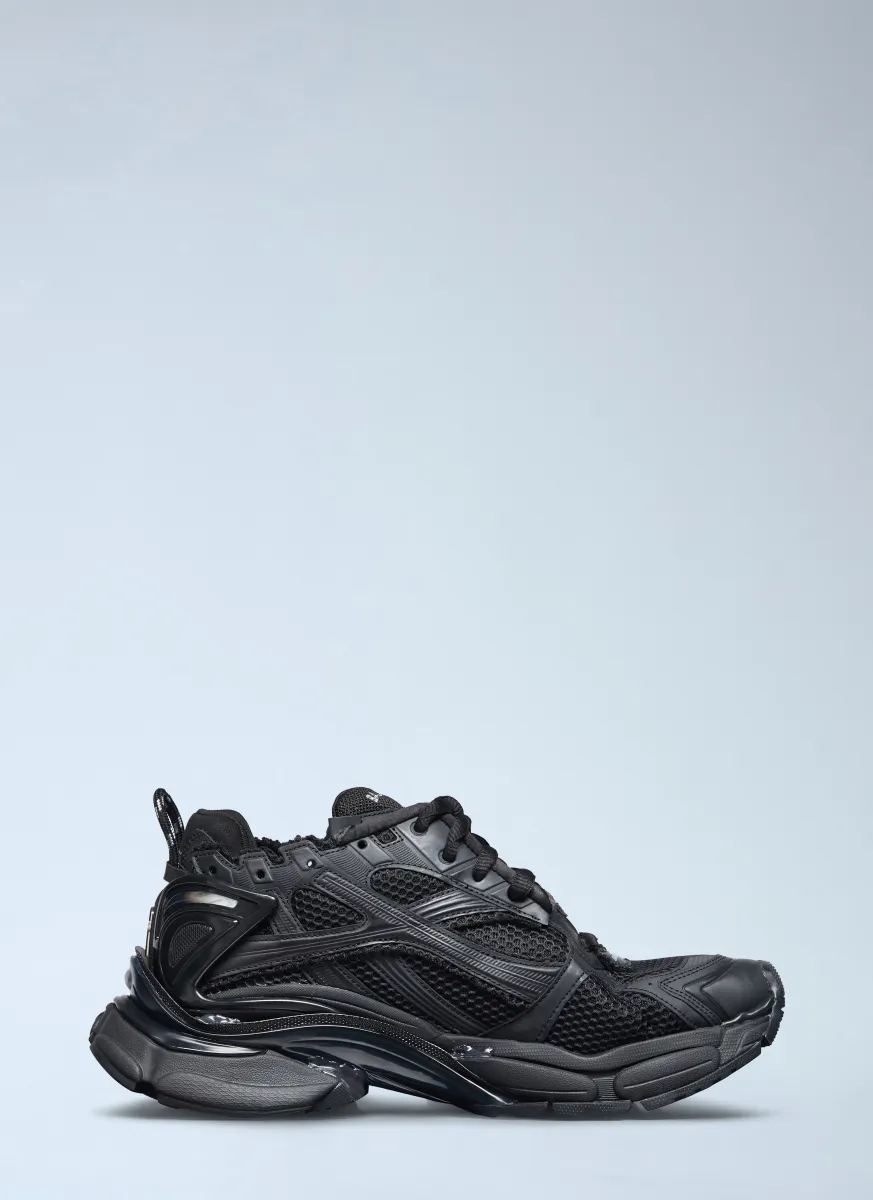 Runner Sneakers