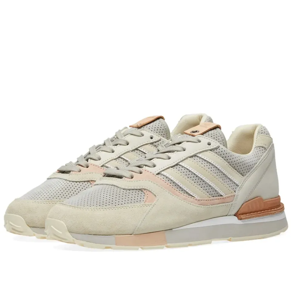 x Solebox Quesence